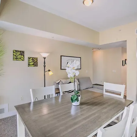 Grand Haven Condo With Patio Less Than 1 Mi To Downtown Exterior photo