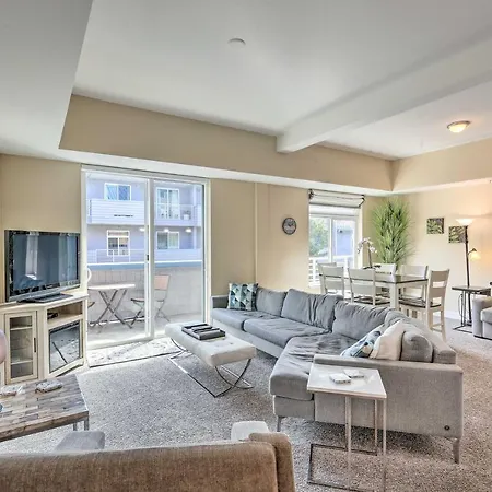 Grand Haven Condo With Patio Less Than 1 Mi To Downtown Exterior photo