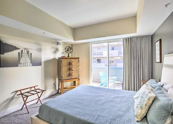 Grand Haven Condo With Patio Less Than 1 Mi To Downtown